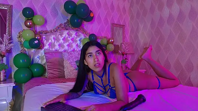 Mia Montess online show from 16, 3, 2025