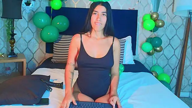 Mia Montess online show from 14, 3, 2025