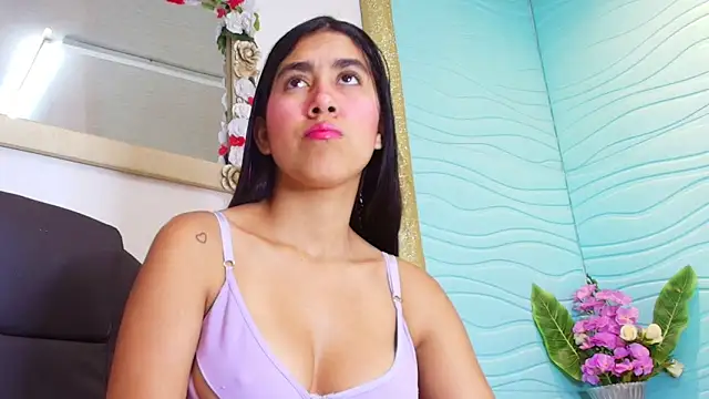 Mia Montess online show from 18, 9, 2025