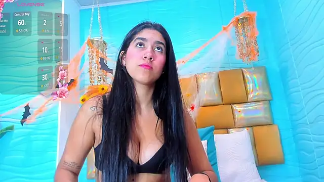 Mia Montess online show from 1, 11, 2025