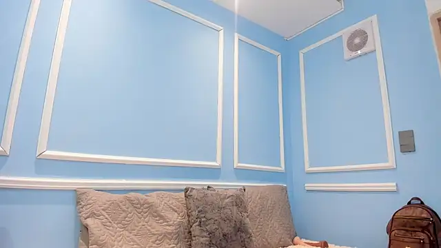 Lucy Canel online show from 15, 10, 2025