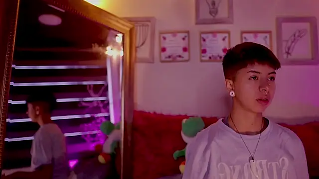 Snapshot of tommy_blue chatting on 17, 3, 2025 tommy blue online show from 17, 3, 2025