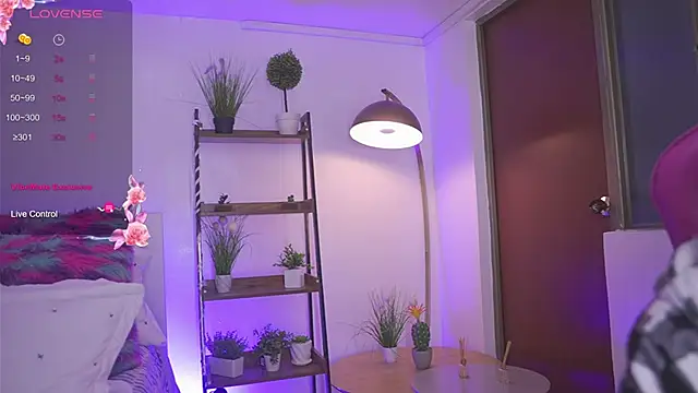 Snapshot of tommy_blue chatting on 3, 10, 2025 tommy blue online show from 3, 10, 2025