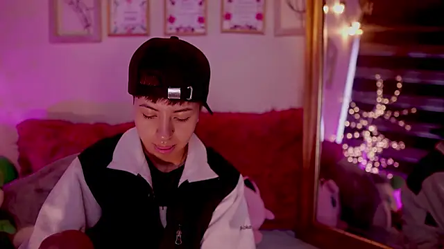 Snapshot of tommy_blue chatting on 19, 3, 2025 tommy blue online show from 19, 3, 2025