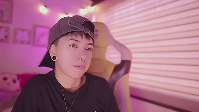 tommy blue online show from 8, 4, 2026