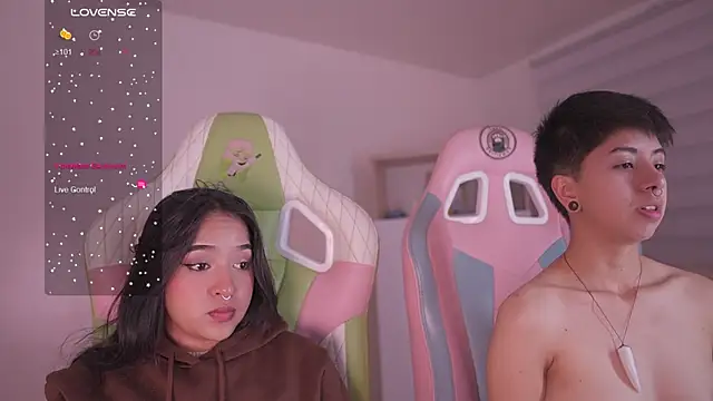 Snapshot of tommy_blue chatting on 15, 11, 2025 tommy blue online show from 15, 11, 2025