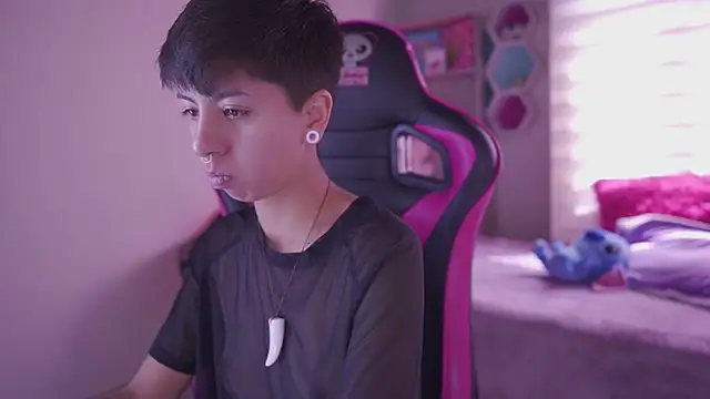 Snapshot of tommy_blue chatting on 9, 3, 2025 tommy blue online show from 9, 3, 2025