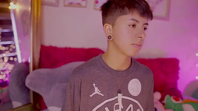 Snapshot of tommy_blue chatting on 20, 3, 2025 tommy blue online show from 20, 3, 2025