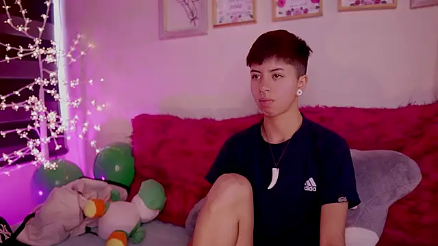 Snapshot of tommy_blue chatting on 19, 3, 2025 tommy blue online show from 19, 3, 2025