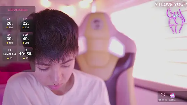 Snapshot of tommy_blue chatting on 27, 2, 2026 tommy blue online show from 27, 2, 2026