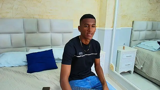 LexiAndDeker online show from 26, 9, 2025