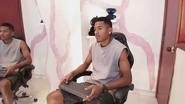 LexiAndDeker online show from 19, 9, 2025