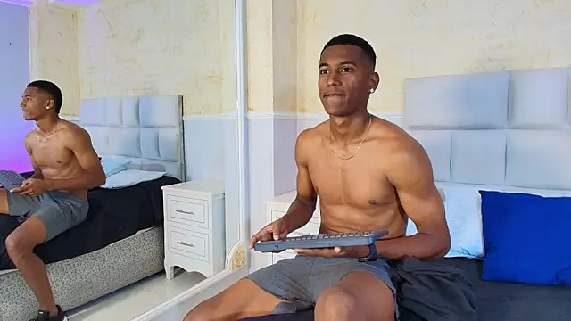 LexiAndDeker online show from 3, 10, 2025