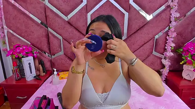  Violeta 18 online show from 21, 10, 2025