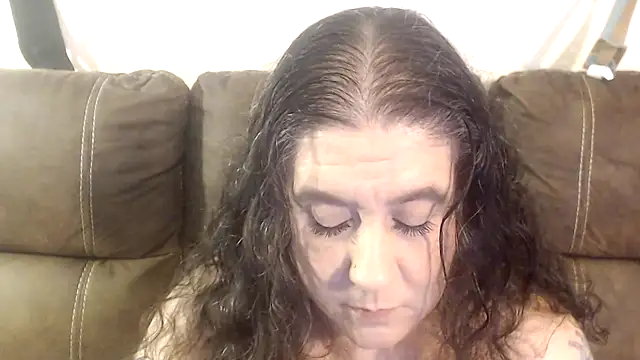 Dreaming Of Blue online show from 11, 1, 2026