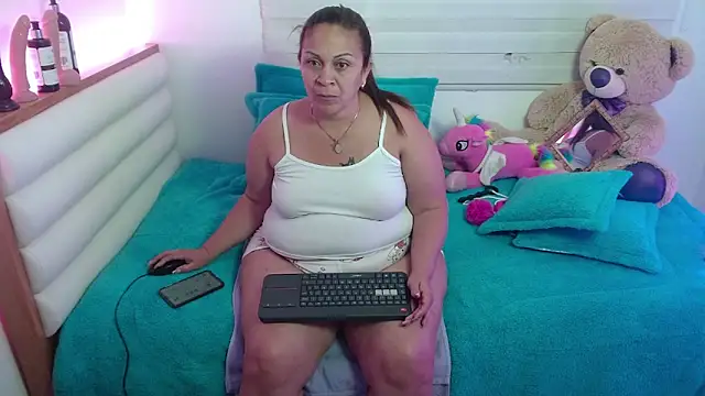 scarlettbooty online show from 7, 5, 2026