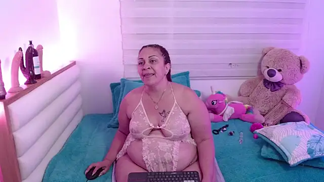 scarlettbooty online show from 11, 5, 2026