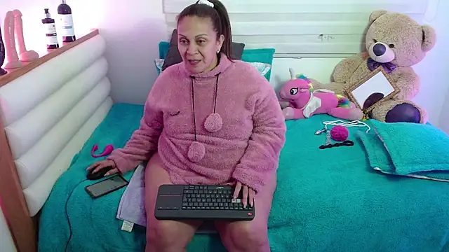 scarlettbooty online show from 9, 5, 2026