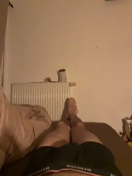 Yves1999 online show from 3, 3, 2025