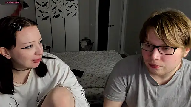 JayMollyy online show from 20, 4, 2026