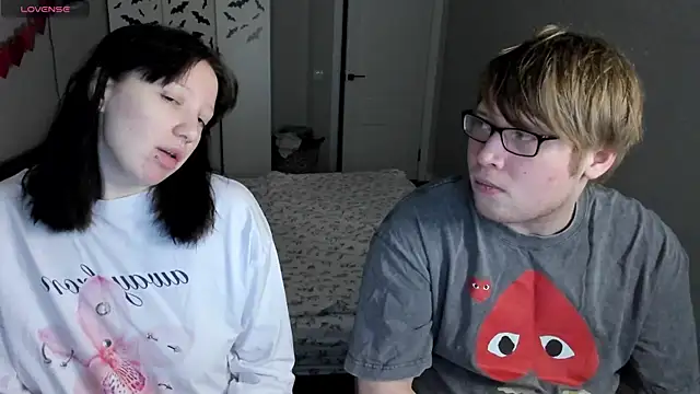 JayMollyy online show from 19, 4, 2026