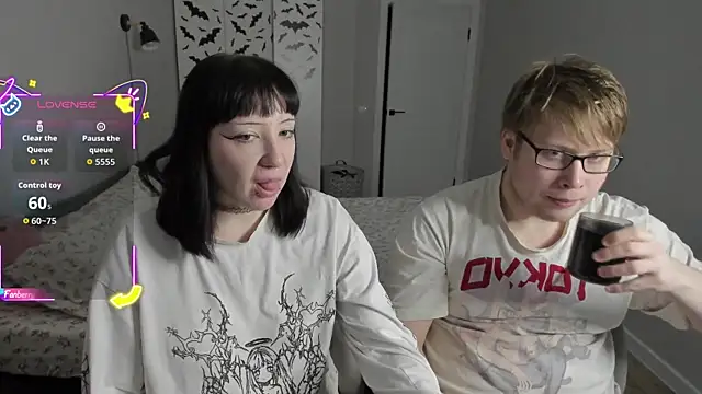 JayMollyy online show from 5, 2, 2026