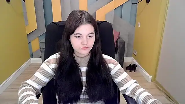 Snapshot of ElinaMils chatting on 6, 3, 2025 ElinaMils online show from 6, 3, 2025