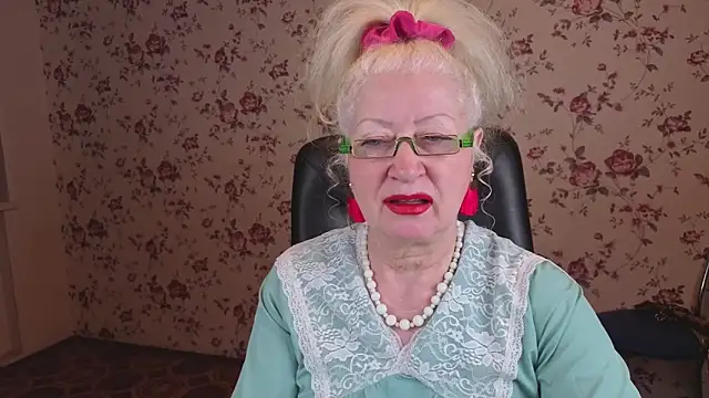 Maya Mayflower online show from 1, 12, 2025