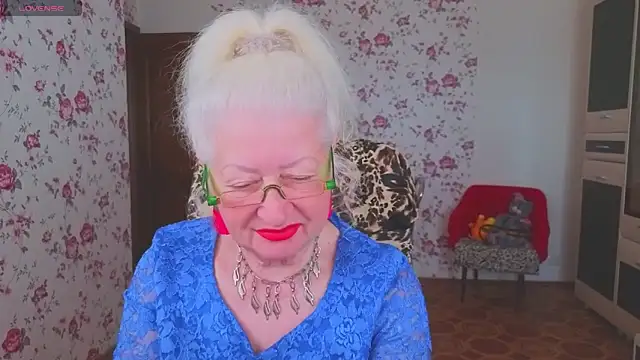 Snapshot of Maya_Mayflower chatting on 6, 6, 2026 Maya Mayflower online show from 6, 6, 2026