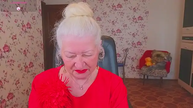 Snapshot of Maya_Mayflower chatting on 12, 6, 2026 Maya Mayflower online show from 12, 6, 2026