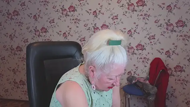 Maya Mayflower online show from 21, 2, 2026