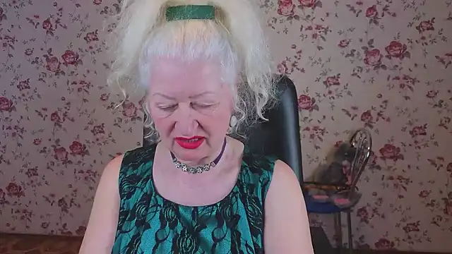 Maya Mayflower online show from 14, 4, 2026