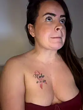 Snapshot of Sophie_23XX chatting on 5, 12, 2025 Sophie 23XX online show from 5, 12, 2025