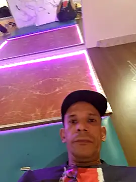 karlossan24 online show from 14, 2, 2026