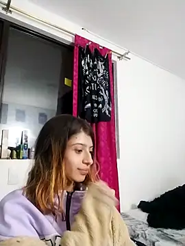 Snapshot of KratosAfroditacs chatting on 14, 2, 2026 KratosAfroditacs online show from 14, 2, 2026