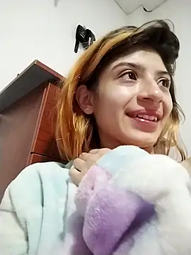 KratosAfroditacs online show from 12, 9, 2025