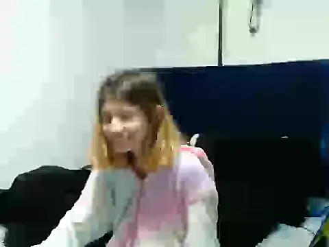 KratosAfroditacs online show from 5, 11, 2025