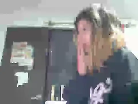 Snapshot of KratosAfroditacs chatting on 1, 2, 2026 KratosAfroditacs online show from 1, 2, 2026