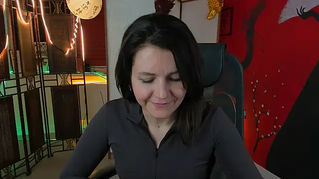 Snapshot of NicoleHitman chatting on 17, 3, 2025 NicoleHitman online show from 17, 3, 2025