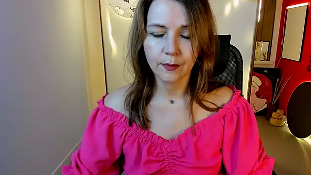 NicoleHitman online show from 31, 3, 2026