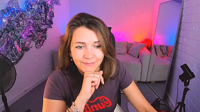 Snapshot of NicoleHitman chatting on 30, 9, 2025 NicoleHitman online show from 30, 9, 2025