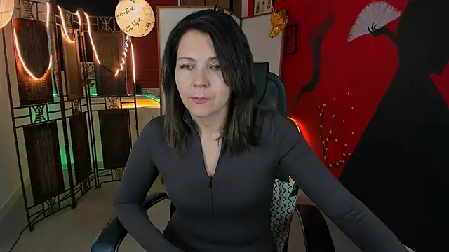 Snapshot of NicoleHitman chatting on 17, 3, 2025 NicoleHitman online show from 17, 3, 2025