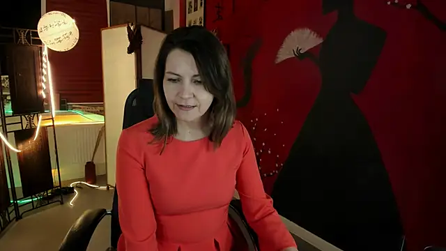 Snapshot of NicoleHitman chatting on 7, 3, 2025 NicoleHitman online show from 7, 3, 2025