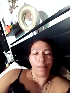 Snapshot of Antonela45 chatting on 7, 11, 2025 Antonela45 online show from 7, 11, 2025