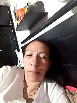 Snapshot of Antonela45 chatting on 10, 11, 2025 Antonela45 online show from 10, 11, 2025