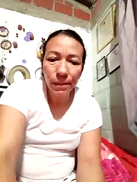 Snapshot of Antonela45 chatting on 23, 9, 2025 Antonela45 online show from 23, 9, 2025