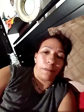 Snapshot of Antonela45 chatting on 21, 10, 2025 Antonela45 online show from 21, 10, 2025