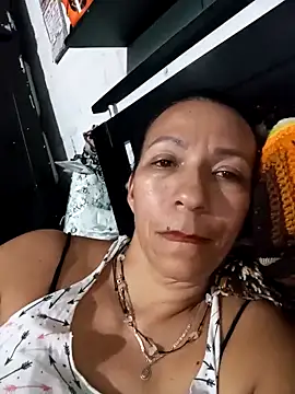 Snapshot of Antonela45 chatting on 11, 3, 2025 Antonela45 online show from 11, 3, 2025