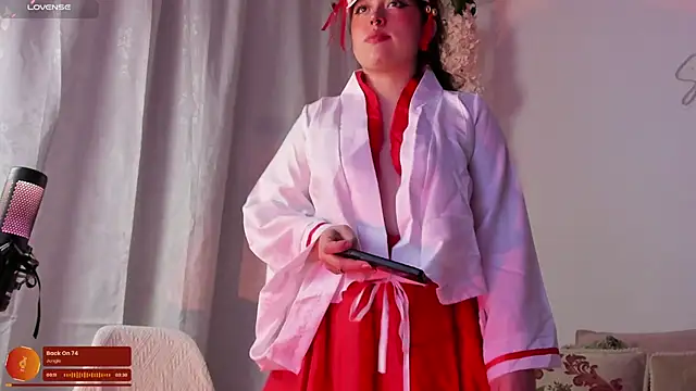 julieta cooper20 online show from 7, 3, 2025