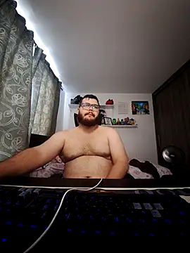 Snapshot of Edmund98 chatting on 7, 11, 2025 Edmund98 online show from 7, 11, 2025